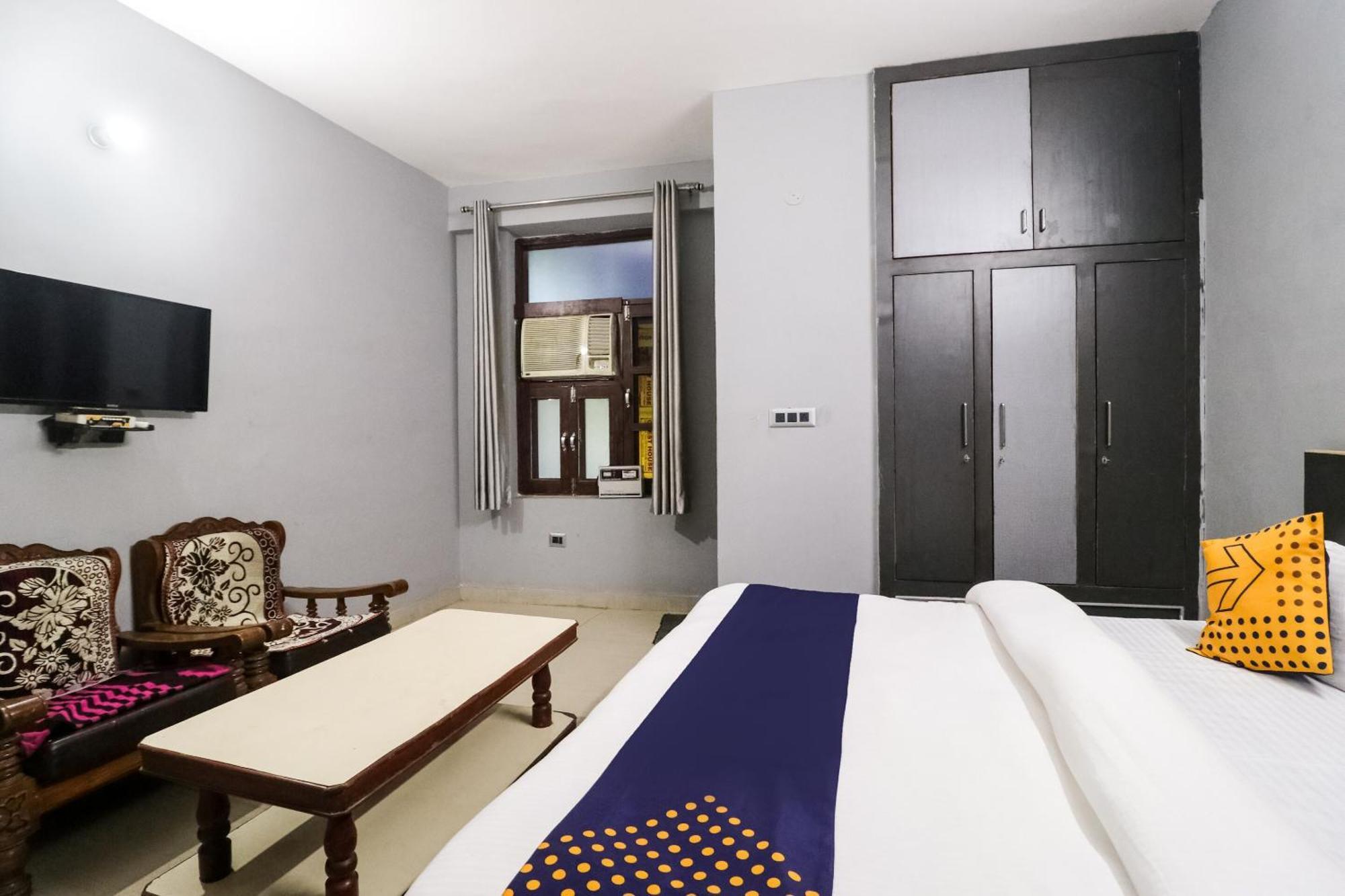 Hotel O Sunrise Guest House Gurgaon Esterno foto