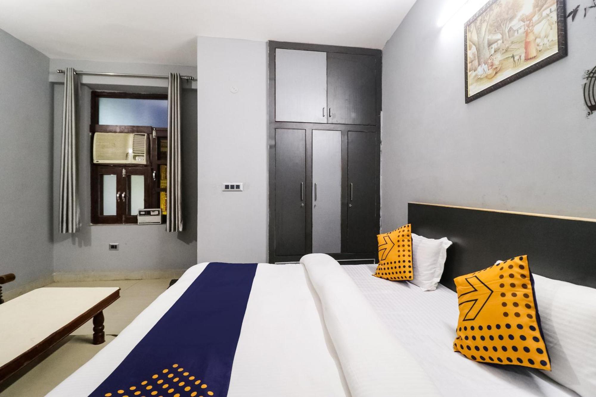 Hotel O Sunrise Guest House Gurgaon Esterno foto