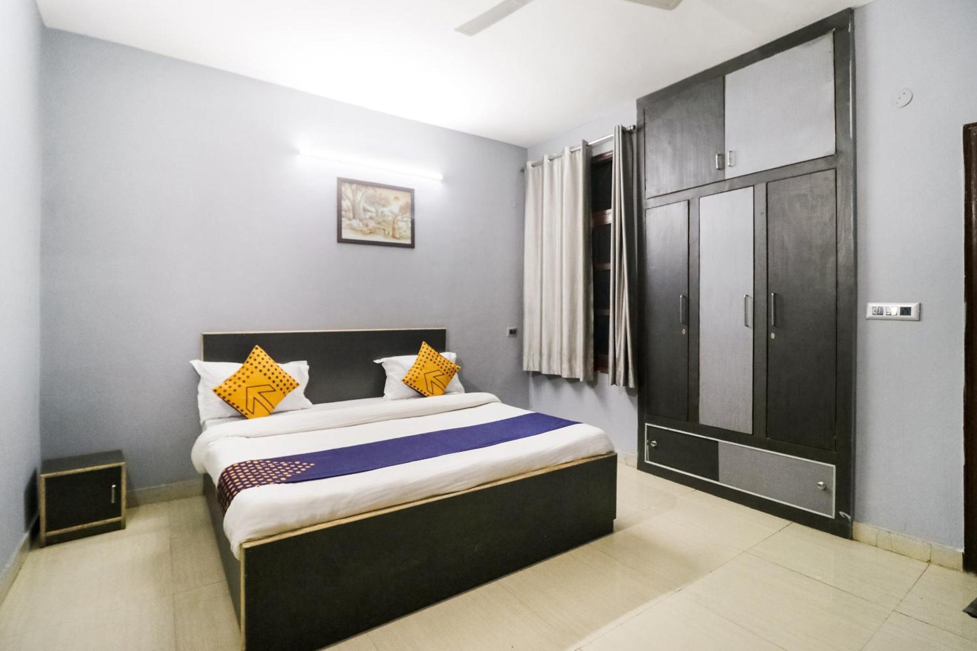 Hotel O Sunrise Guest House Gurgaon Esterno foto